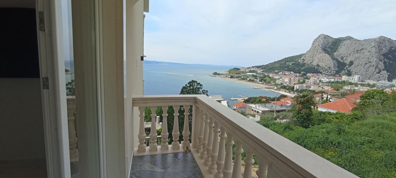 Apartman Stipan Omiš Exteriör bild